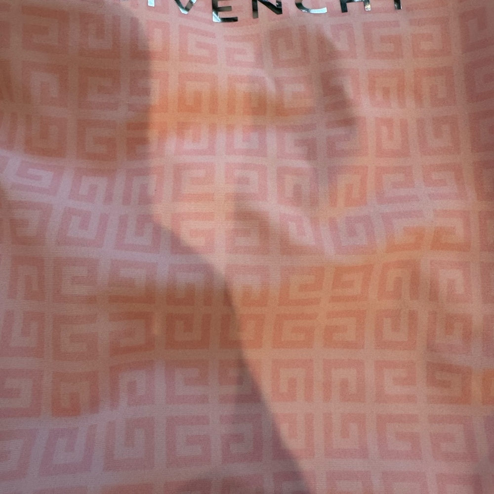 Givenchy Peach Patterned Fabric - Picture 3 of 5